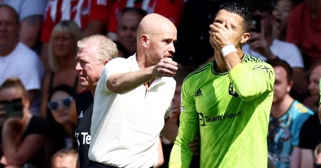 Erik ten Hag dan Cristiano Ronaldo ( Foto : archytele.com )